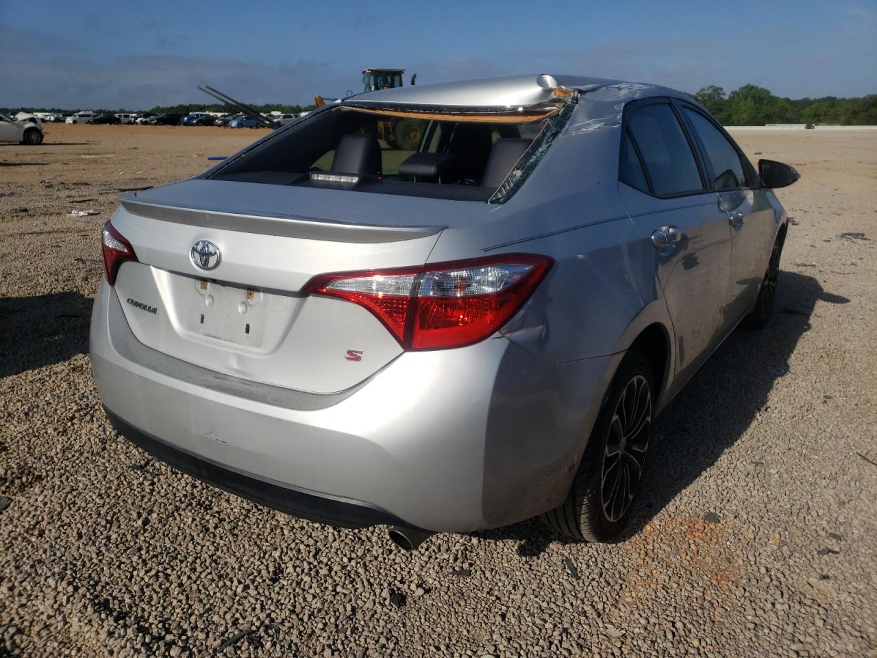 Photo 4 from auction – 2015 TOYOTA COROLLA L with VIN 2T1BURHE5FC327378