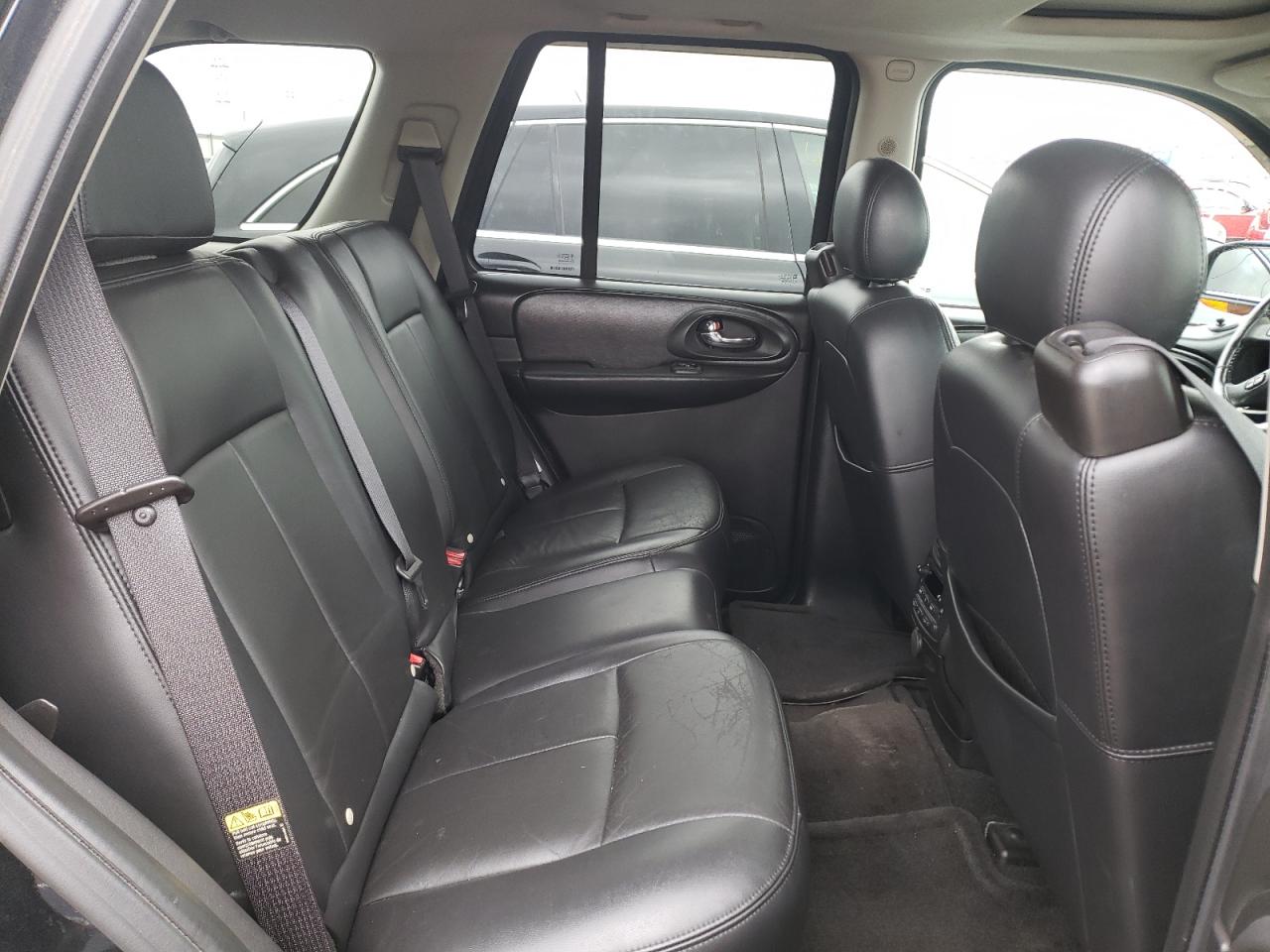 Photo 6 from auction – 2005 CHEVROLET TRAILBLAZE with VIN 1GNDT13S852281804