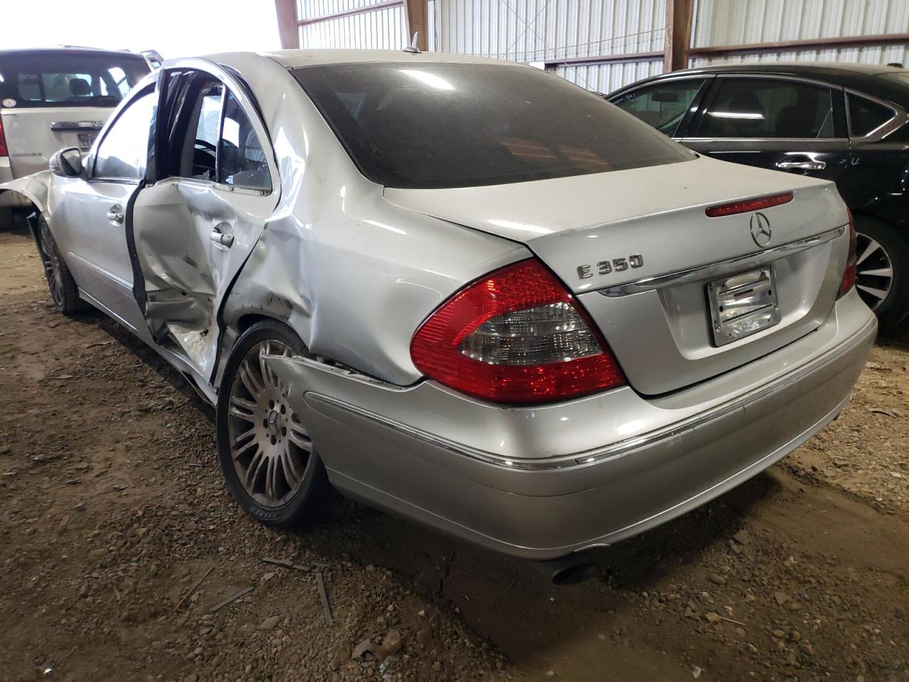 Photo 3 from auction – 2007 MERCEDES-BENZ E 350 with VIN WDBUF56X57B020873