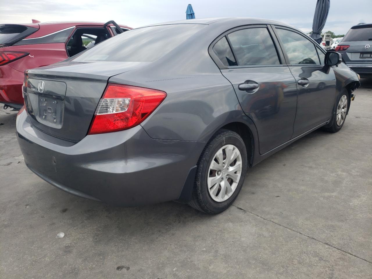 Photo 4 from auction – 2012 HONDA CIVIC LX with VIN 2HGFB2F52CH537697