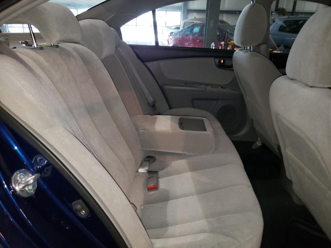 Photo 6 from auction – 2008 KIA OPTIMA LX with VIN KNAGE123585243859