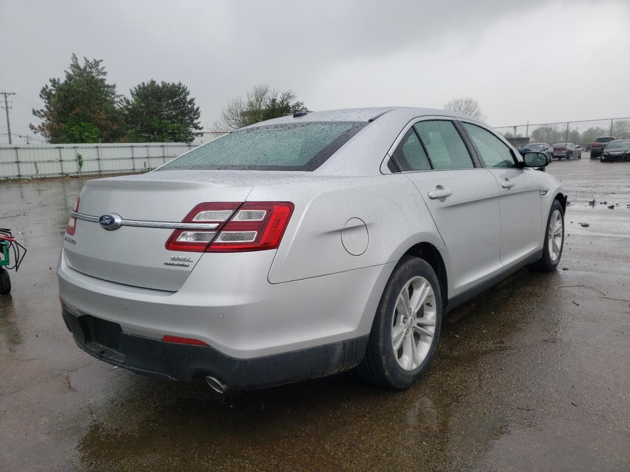 Photo 4 from auction – 2016 FORD TAURUS SEL with VIN 1FAHP2E8XGG143070