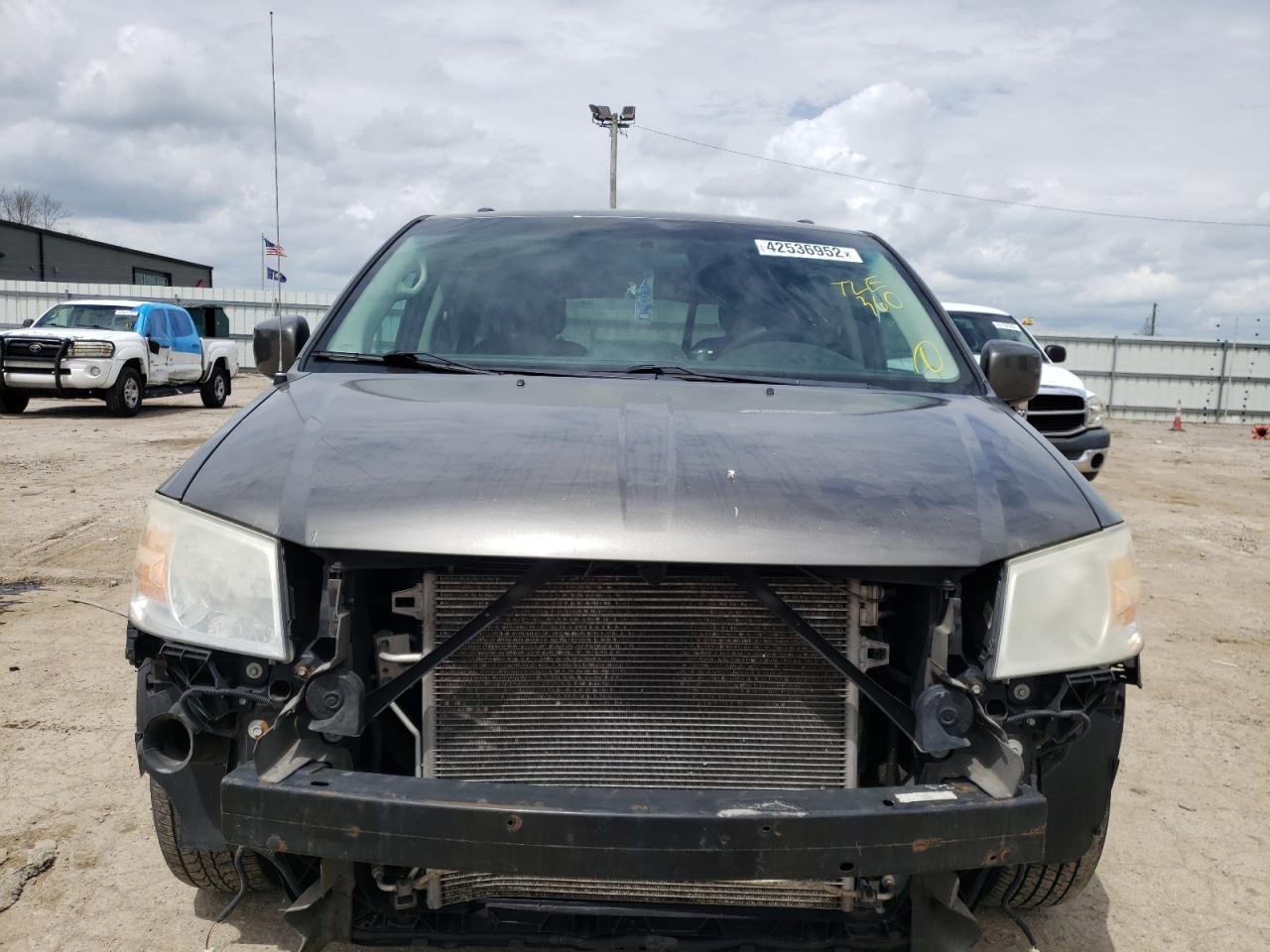 Photo 9 from auction – 2010 DODGE GRAND CARA with VIN 2D4RN5D11AR317238