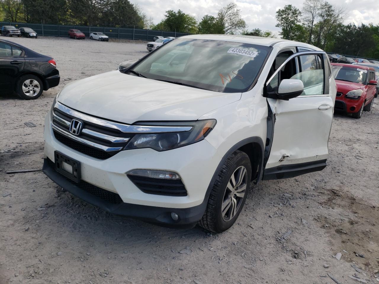 Photo 2 from auction – 2016 HONDA PILOT EXL with VIN 5FNYF5H87GB025675