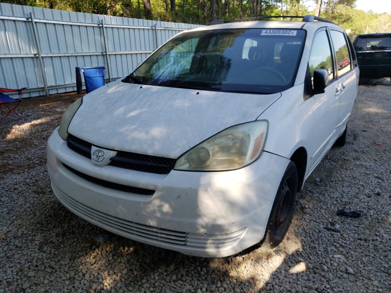 Photo 2 from auction – 2004 TOYOTA SIENNA CE with VIN 5TDZA23C94S119075