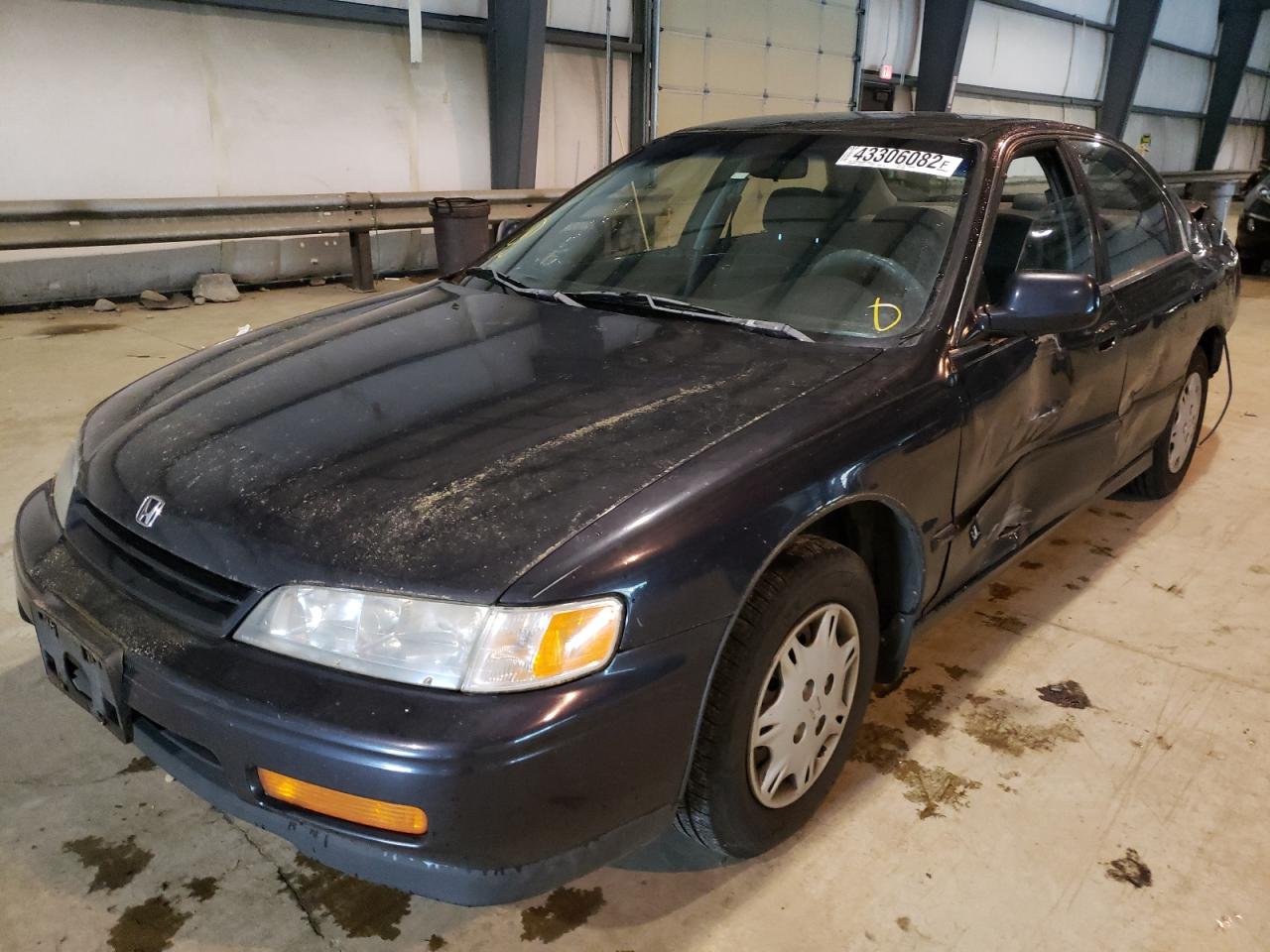 Photo 2 from auction – 1995 HONDA ACCORD LX with VIN JHMCD5636SC043841