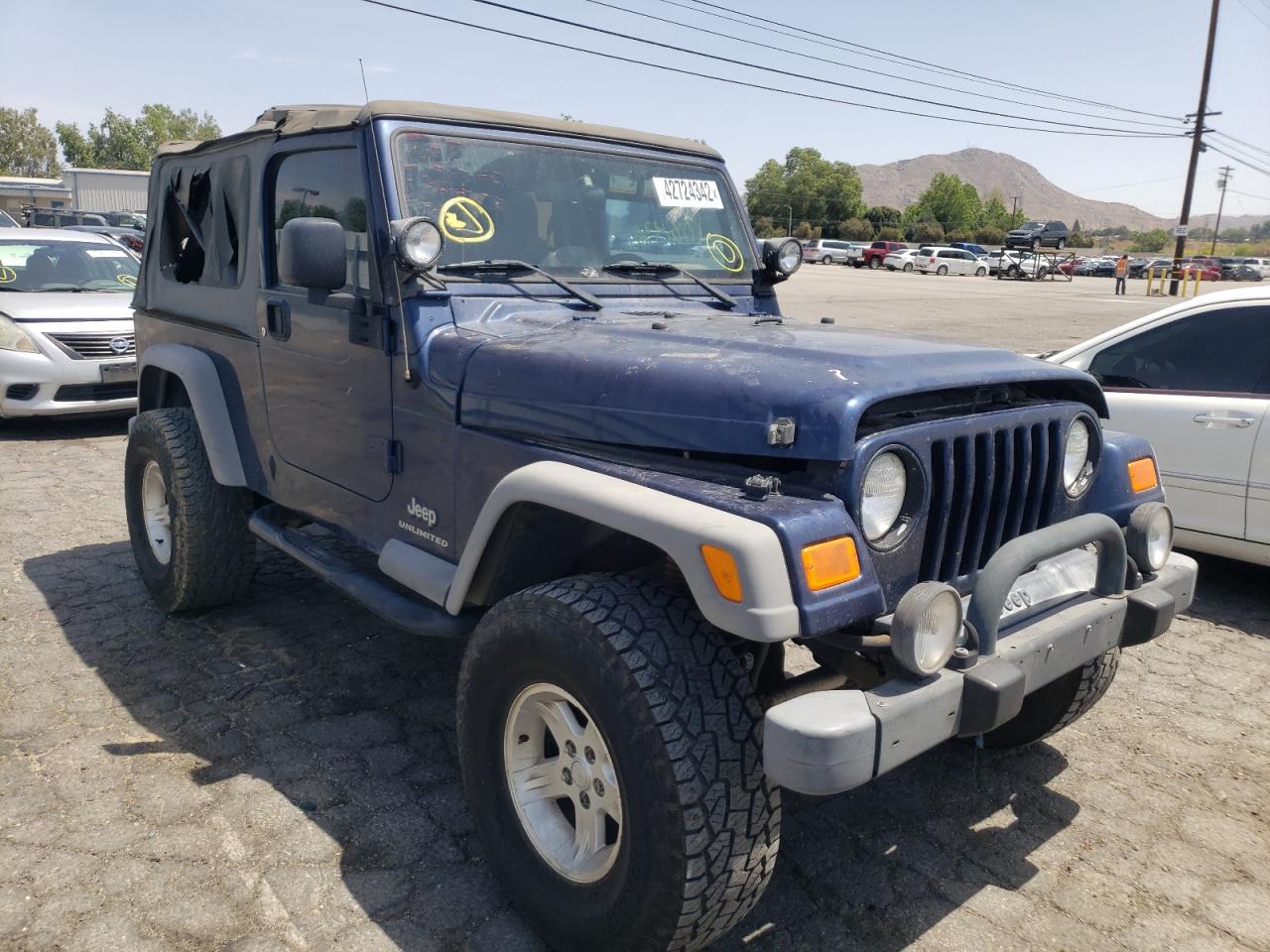 JEEP WRANGLER / 2005 with VIN 1J4FA44S35P307441 - Photo from auction