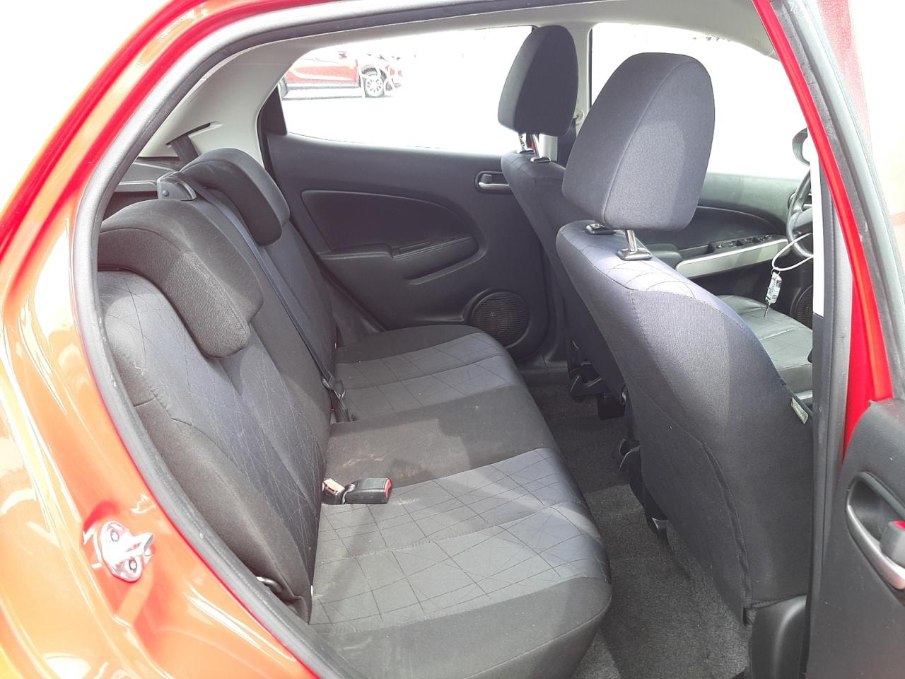 Photo 6 from auction – 2011 MAZDA MAZDA2 with VIN JM1DE1HZ7B0125432