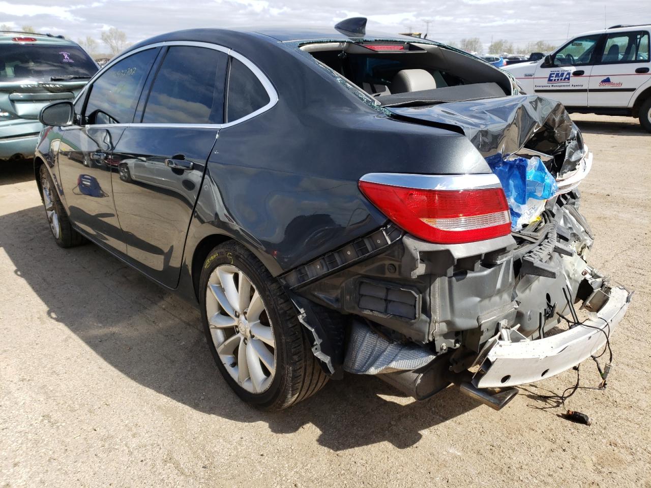 Photo 3 from auction – 2015 BUICK VERANO with VIN 1G4PP5SK3F4144838
