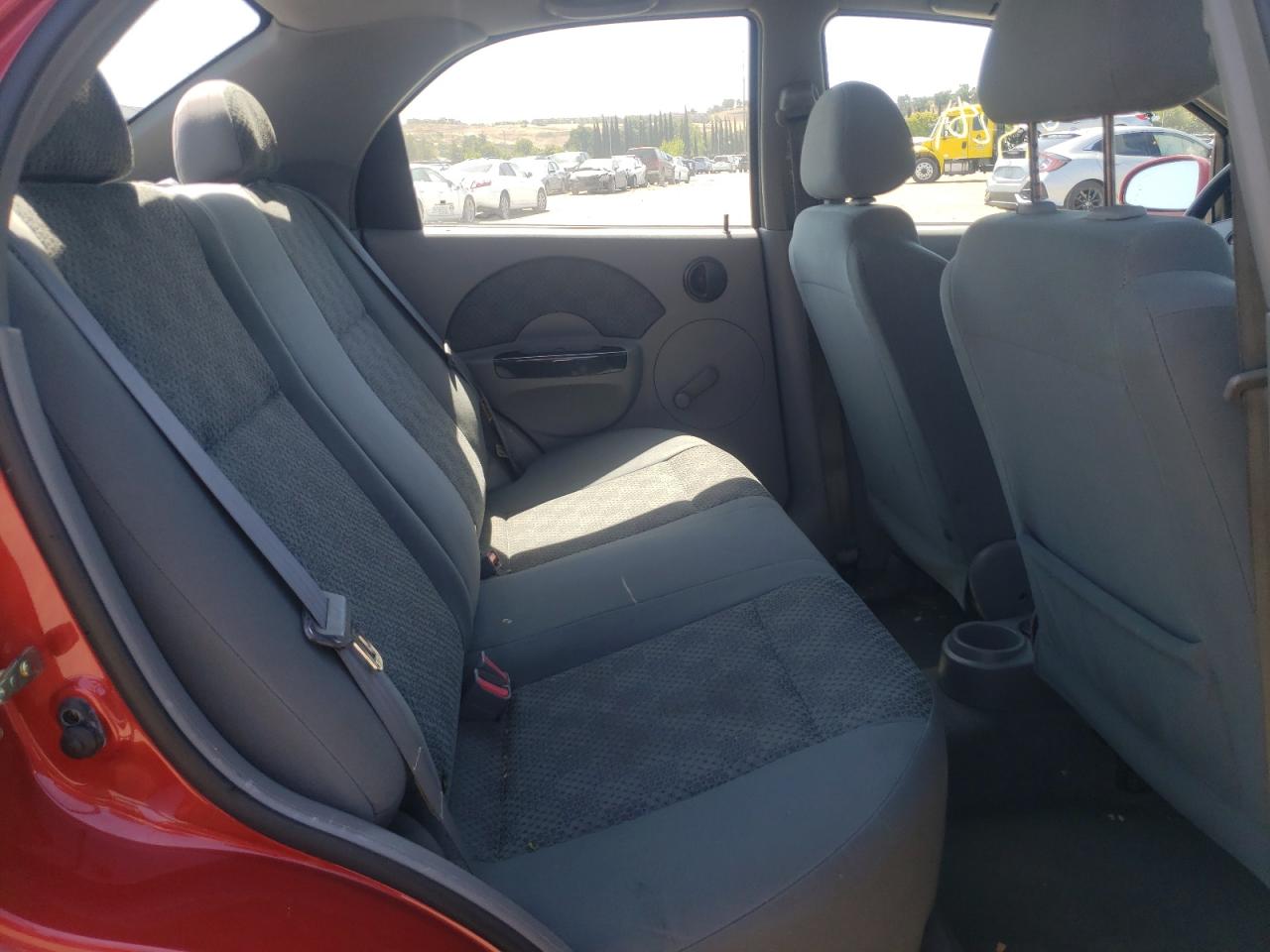 Photo 6 from auction – 2005 CHEVROLET AVEO BASE with VIN KL1TD52675B321973