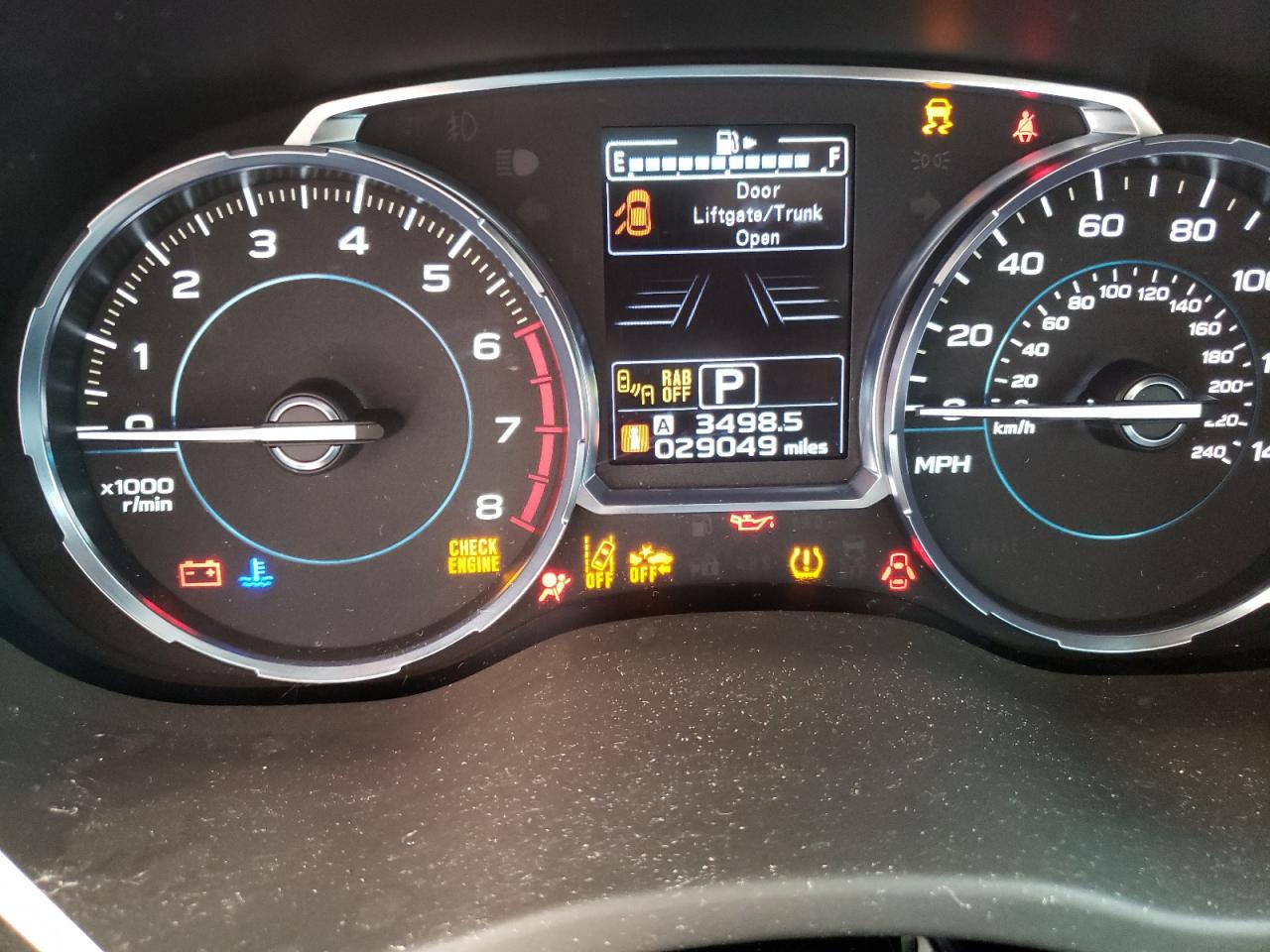Photo 8 from auction – 2018 SUBARU FORESTER 2 with VIN JF2SJAWC9JH500109