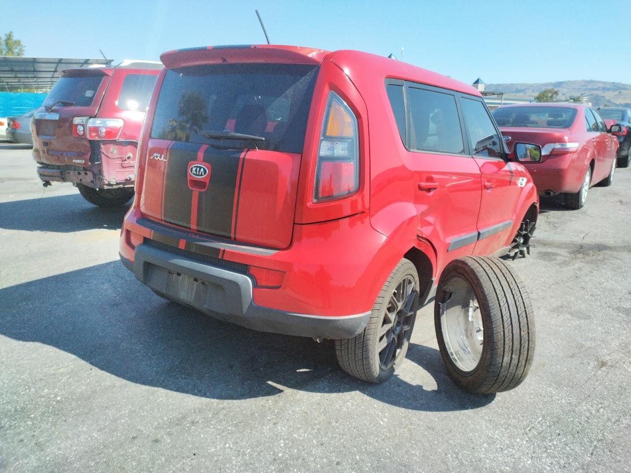 Photo 4 from auction – 2011 KIA SOUL with VIN KNDJT2A28B7250975
