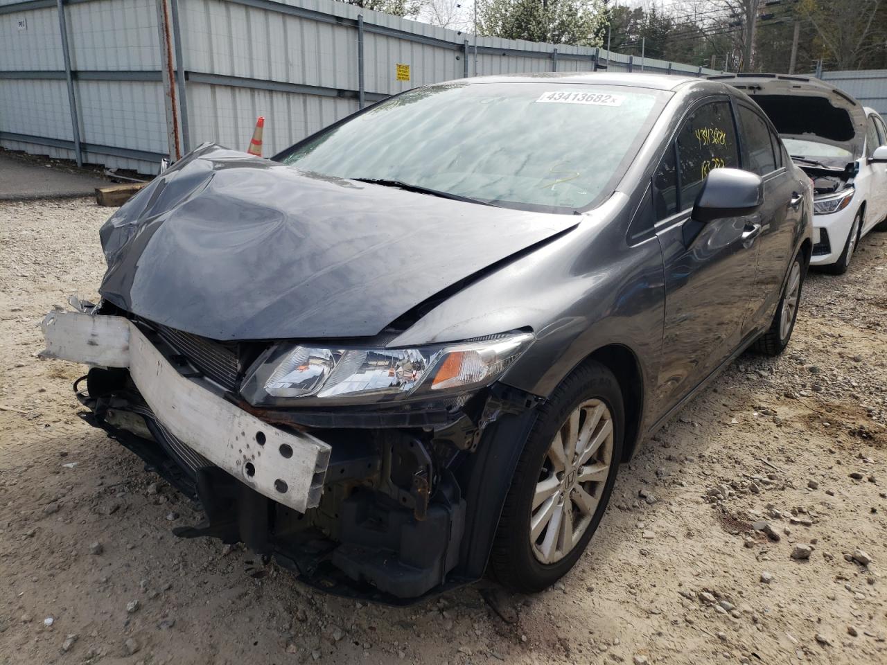 Photo 2 from auction – 2012 HONDA CIVIC LX with VIN 2HGFB2F57CH560781