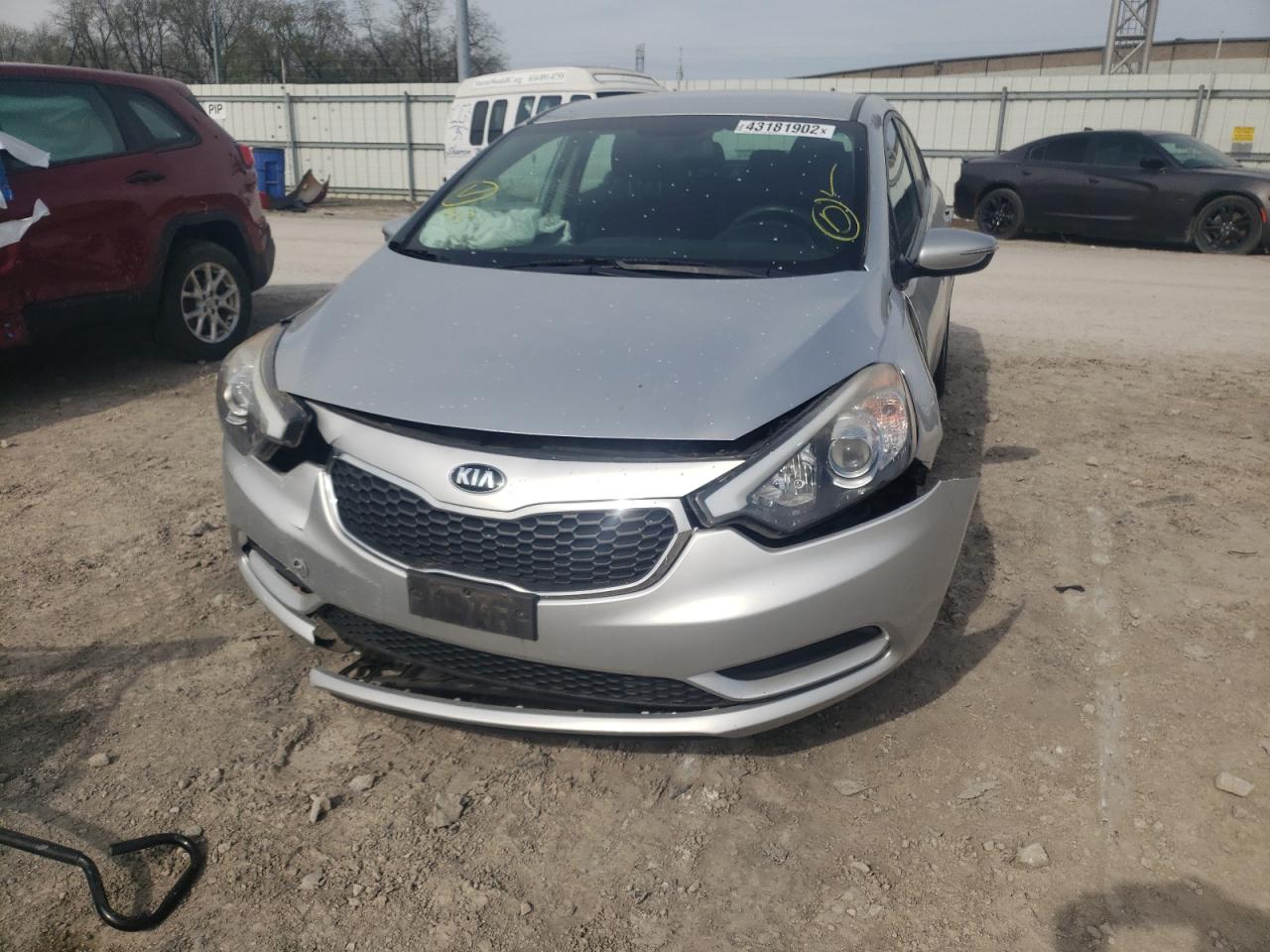 Photo 9 from auction – 2014 KIA FORTE LX with VIN KNAFX4A65E5184147