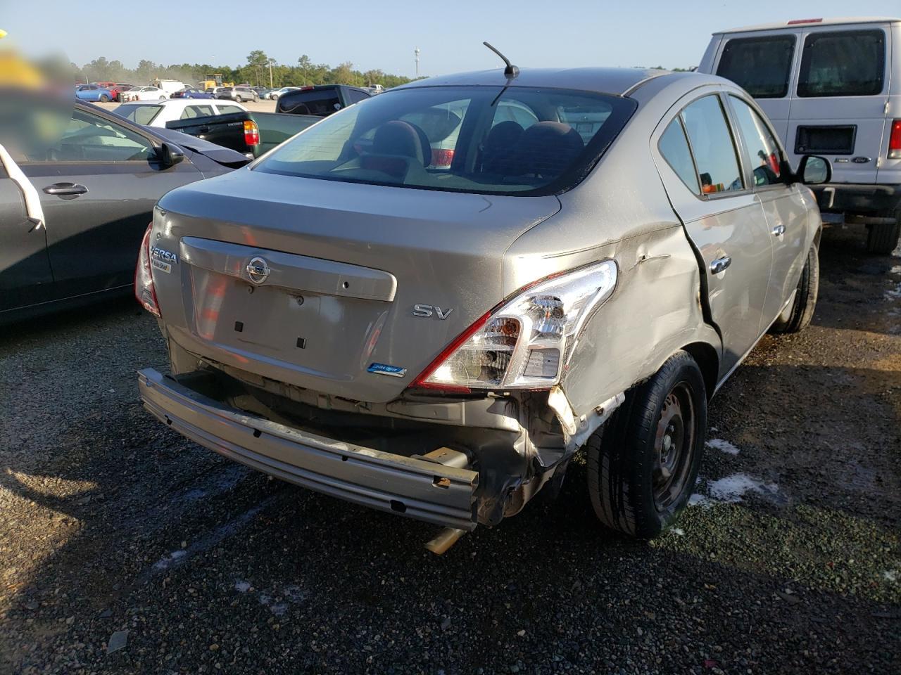 Photo 4 from auction – 2012 NISSAN VERSA S with VIN 3N1CN7AP4CL909372