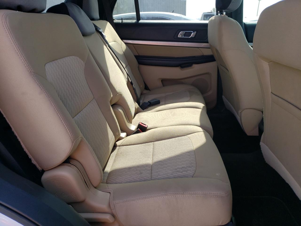 Photo 6 from auction – 2016 FORD EXPLORER with VIN 1FM5K7BH9GGC59403