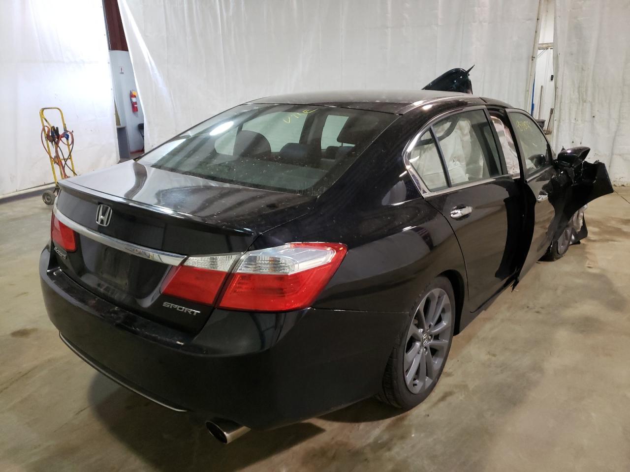 Photo 4 from auction – 2014 HONDA ACCORD SPO with VIN 1HGCR2F53EA288245