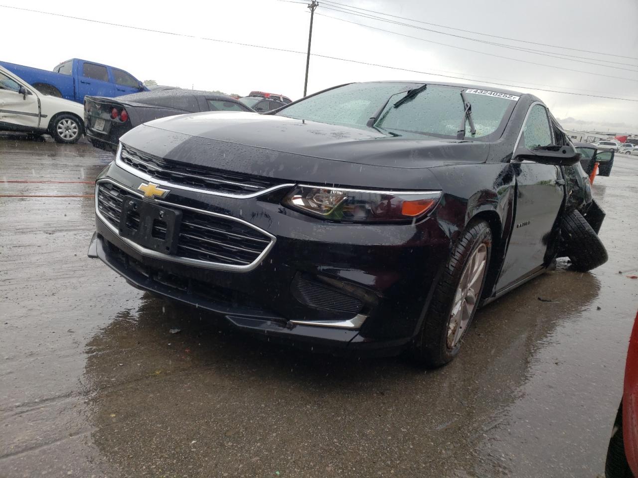 Photo 15 from auction – 2017 CHEVROLET MALIBU LT with VIN 1G1ZE5ST8HF211591