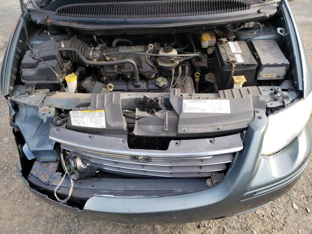 Photo 7 from auction – 2005 CHRYSLER TOWN & COU with VIN 2C8GP54L45R133559