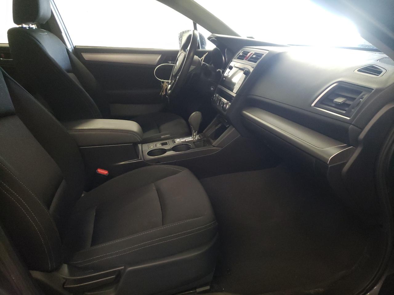 Photo 5 from auction – 2015 SUBARU LEGACY 2.5 with VIN 4S3BNAD65F3061348