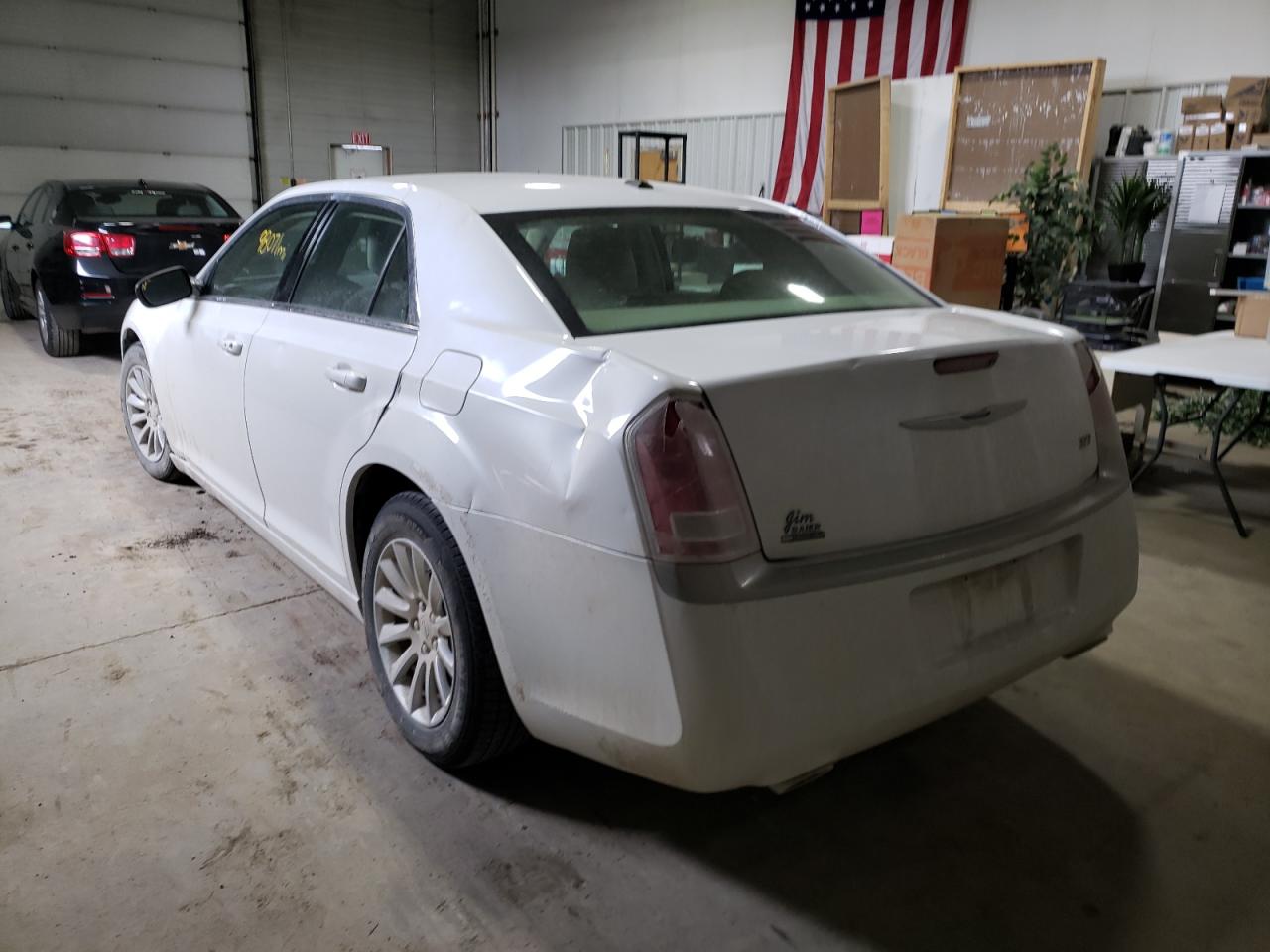 Photo 3 from auction – 2013 CHRYSLER 300 with VIN 2C3CCAAG2DH621784