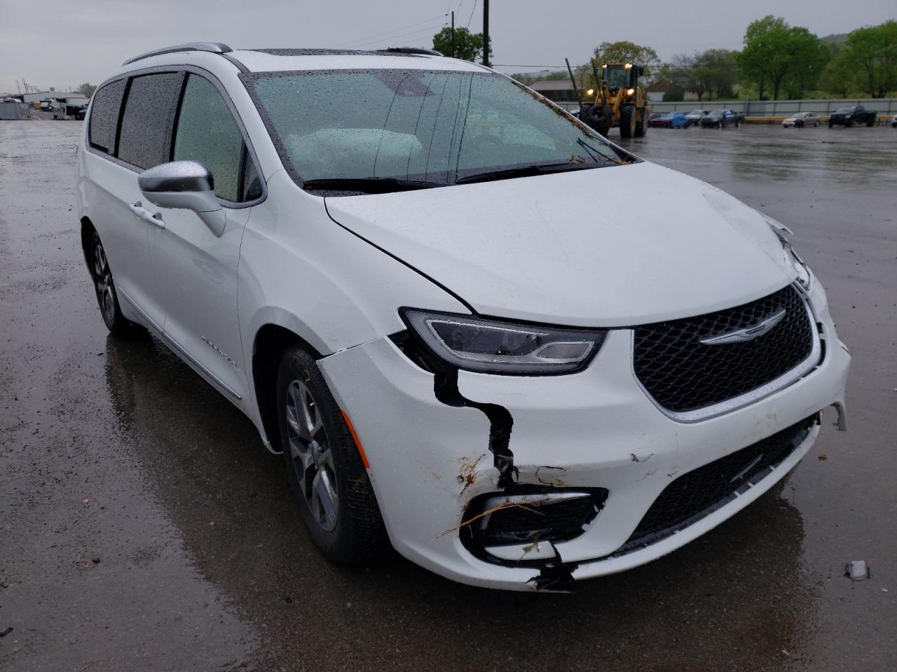 CHRYSLER PACIFICA 2022 with VIN 2C4RC1N78NR113427 - Photo from auction