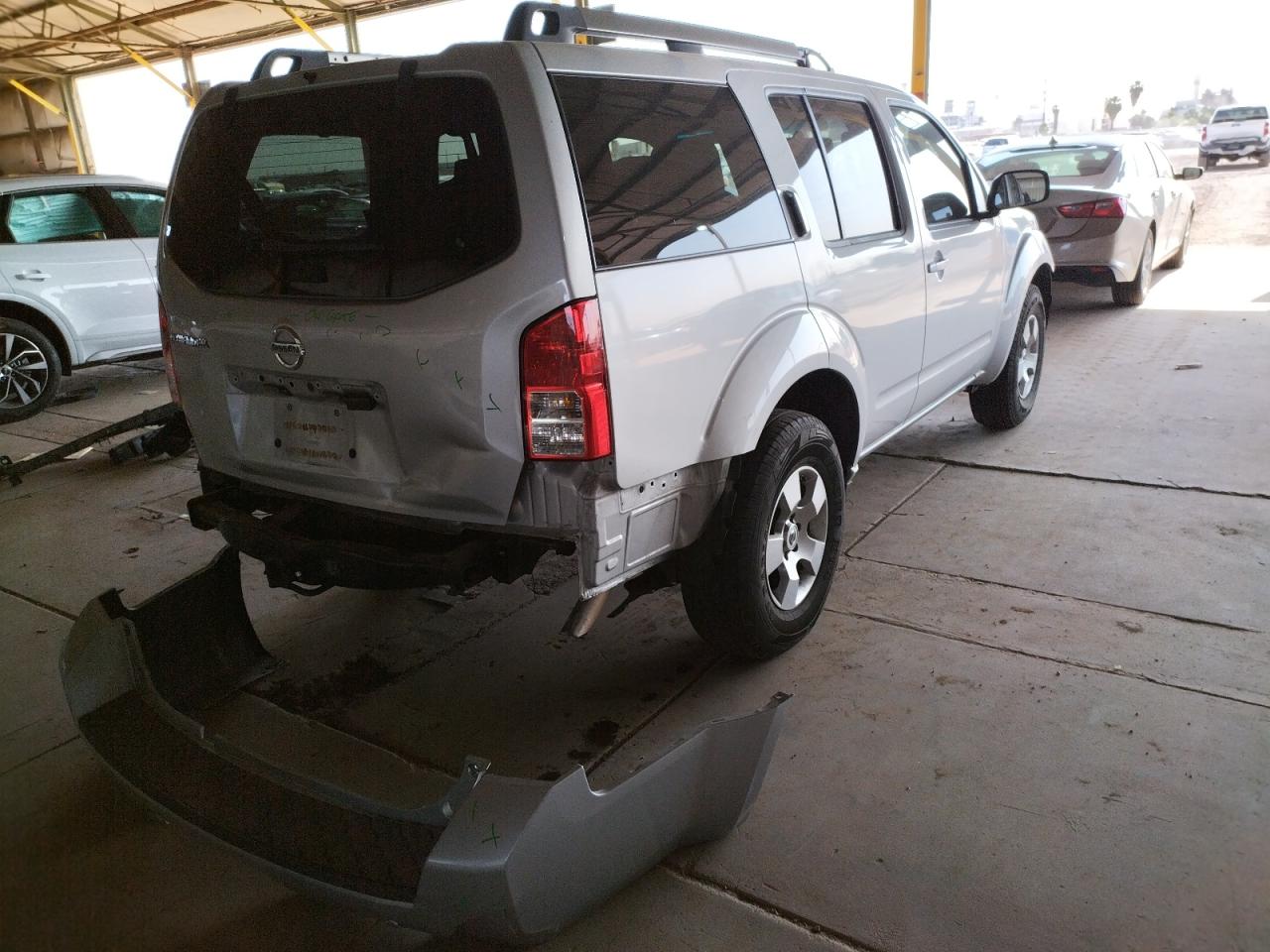 Photo 4 from auction – 2012 NISSAN PATHFINDER with VIN 5N1AR1NN6CC607149