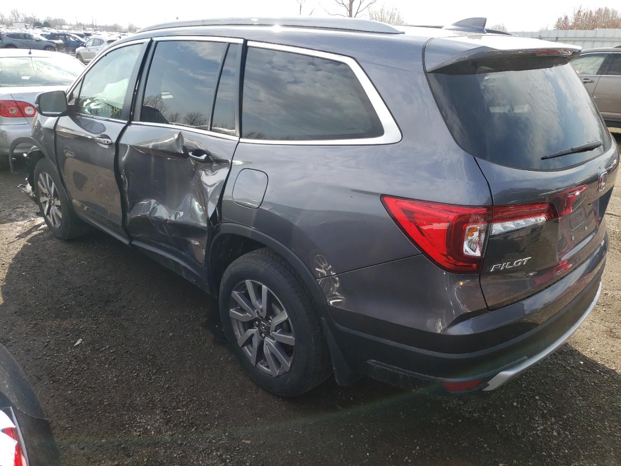 Photo 3 from auction – 2021 HONDA PILOT EX with VIN 5FNYF6H35MB503887