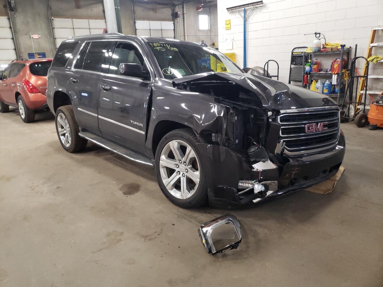 Photo 1 from auction – 2016 GMC YUKON SLT with VIN 1GKS2BKC6GR226172