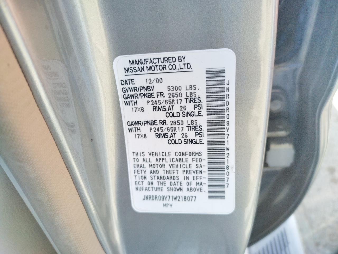 Photo 10 from auction – 2001 INFINITI QX4 with VIN JNRDR09Y71W218077