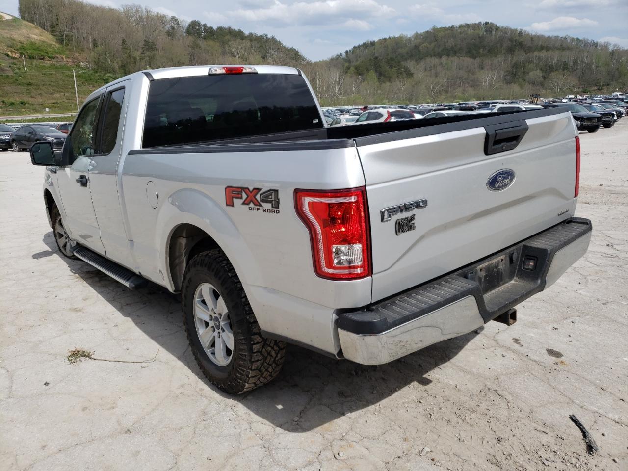 Photo 3 from auction – 2015 FORD F150 SUPER with VIN 1FTFX1EF3FKF21283