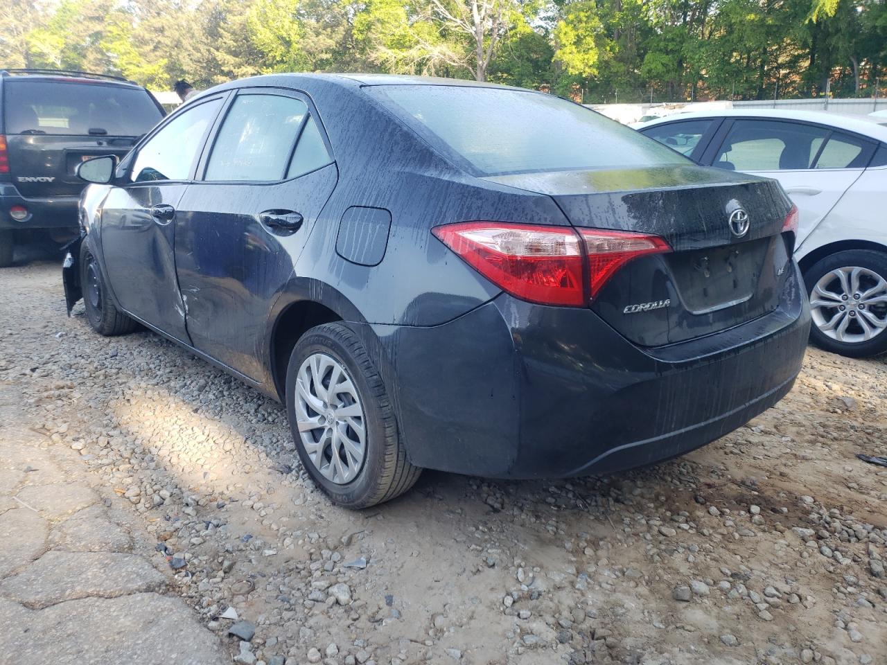 Photo 3 from auction – 2018 TOYOTA COROLLA L with VIN 5YFBURHE1JP826333
