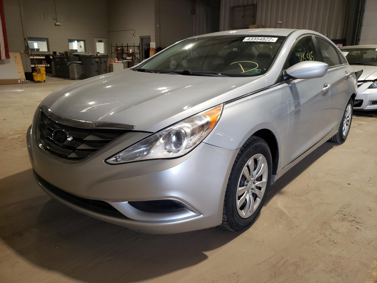 Photo 2 from auction – 2011 HYUNDAI SONATA GLS with VIN 5NPEB4AC1BH033465
