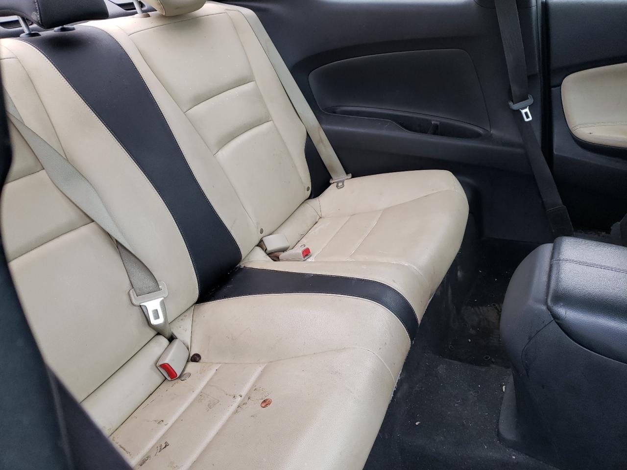 Photo 6 from auction – 2013 HONDA ACCORD EXL with VIN 1HGCT2B85DA009328