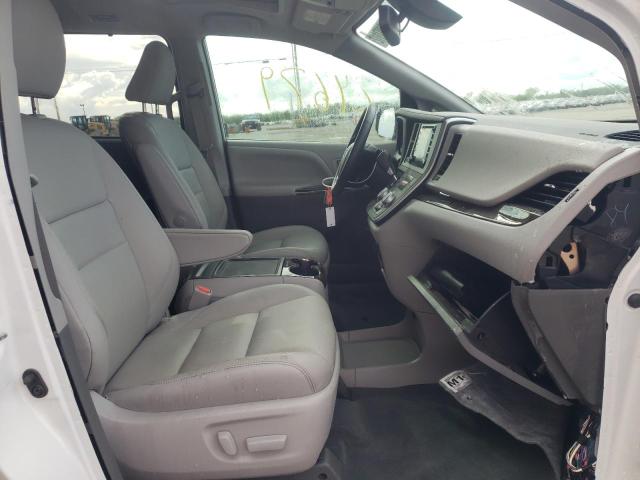 Photo 5 from auction – 2020 TOYOTA SIENNA XLE with VIN 5TDYZ3DC6LS075642