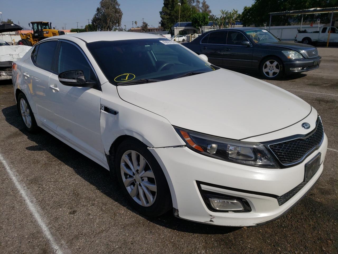 KIA OPTIMA LX 2015 with VIN 5XXGM4A78FG496288 - Photo from auction