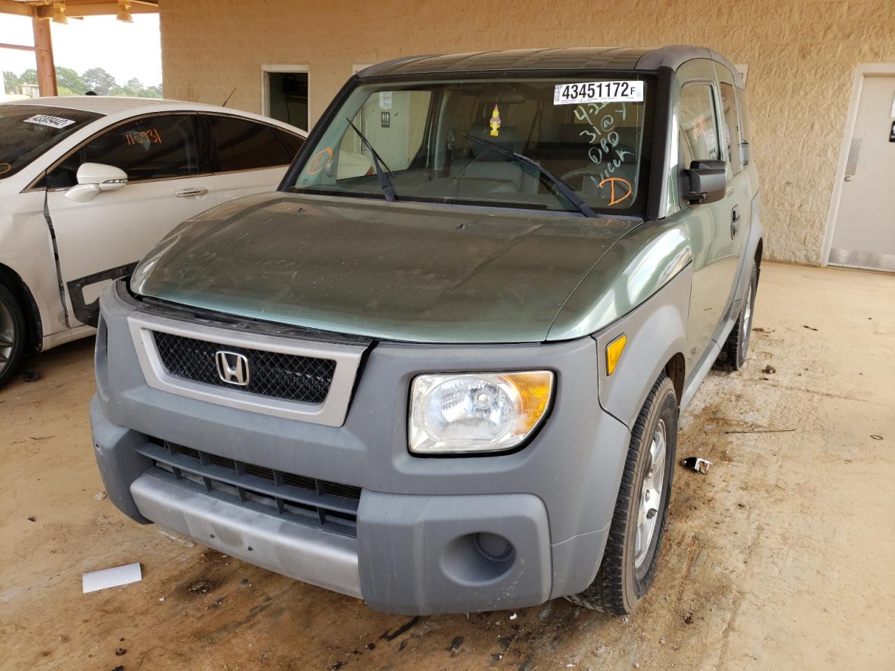 Photo 2 from auction – 2005 HONDA ELEMENT LX with VIN 5J6YH18325L001604