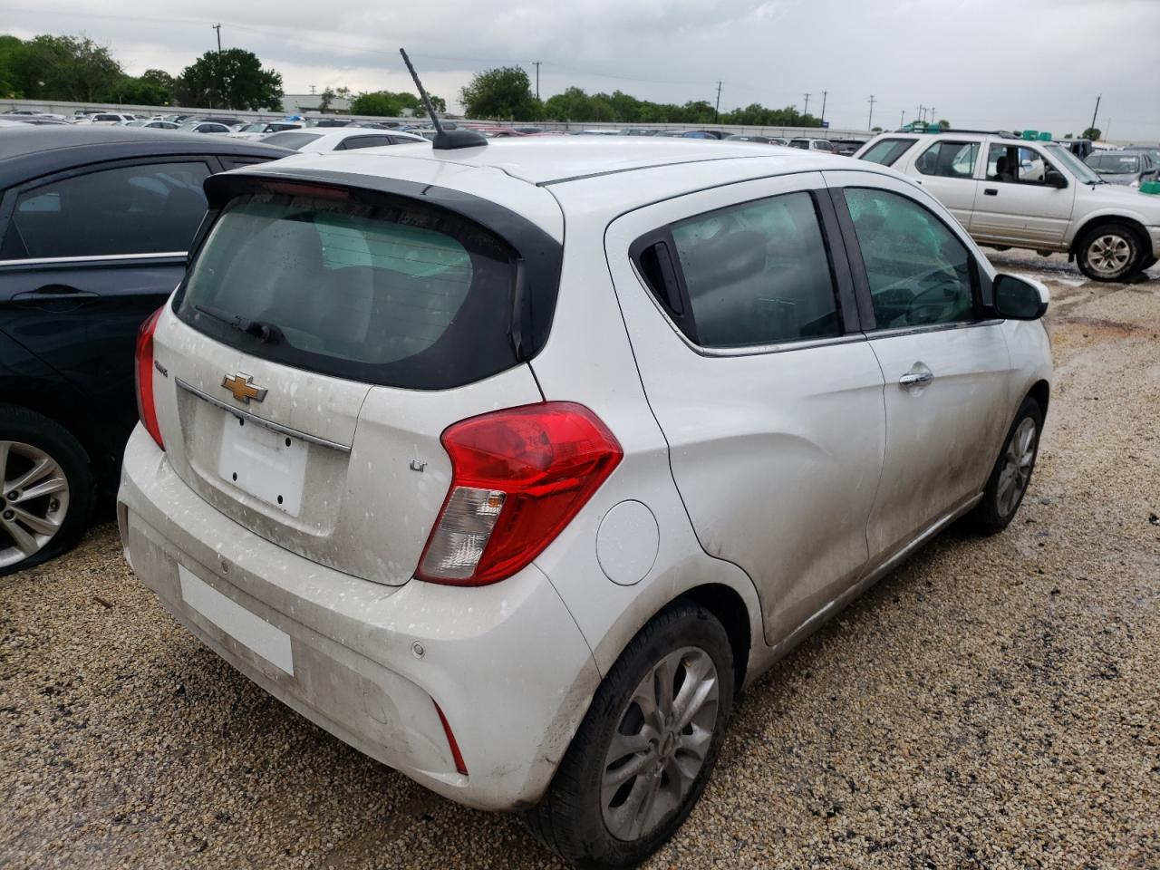 Photo 4 from auction – 2021 CHEVROLET SPARK 2LT with VIN KL8CF6SA9MC744925