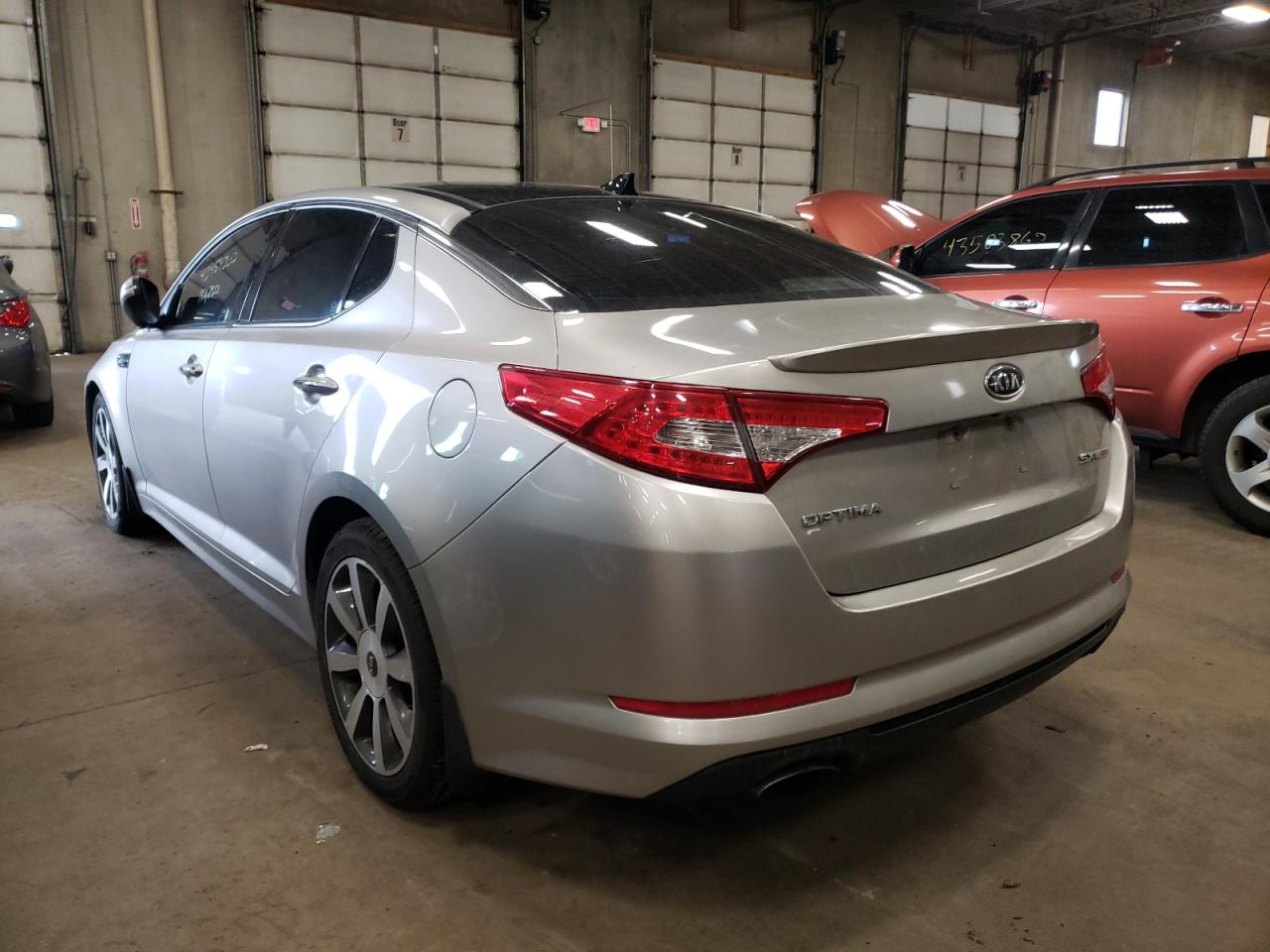 Photo 3 from auction – 2012 KIA OPTIMA SX with VIN 5XXGR4A62CG047662