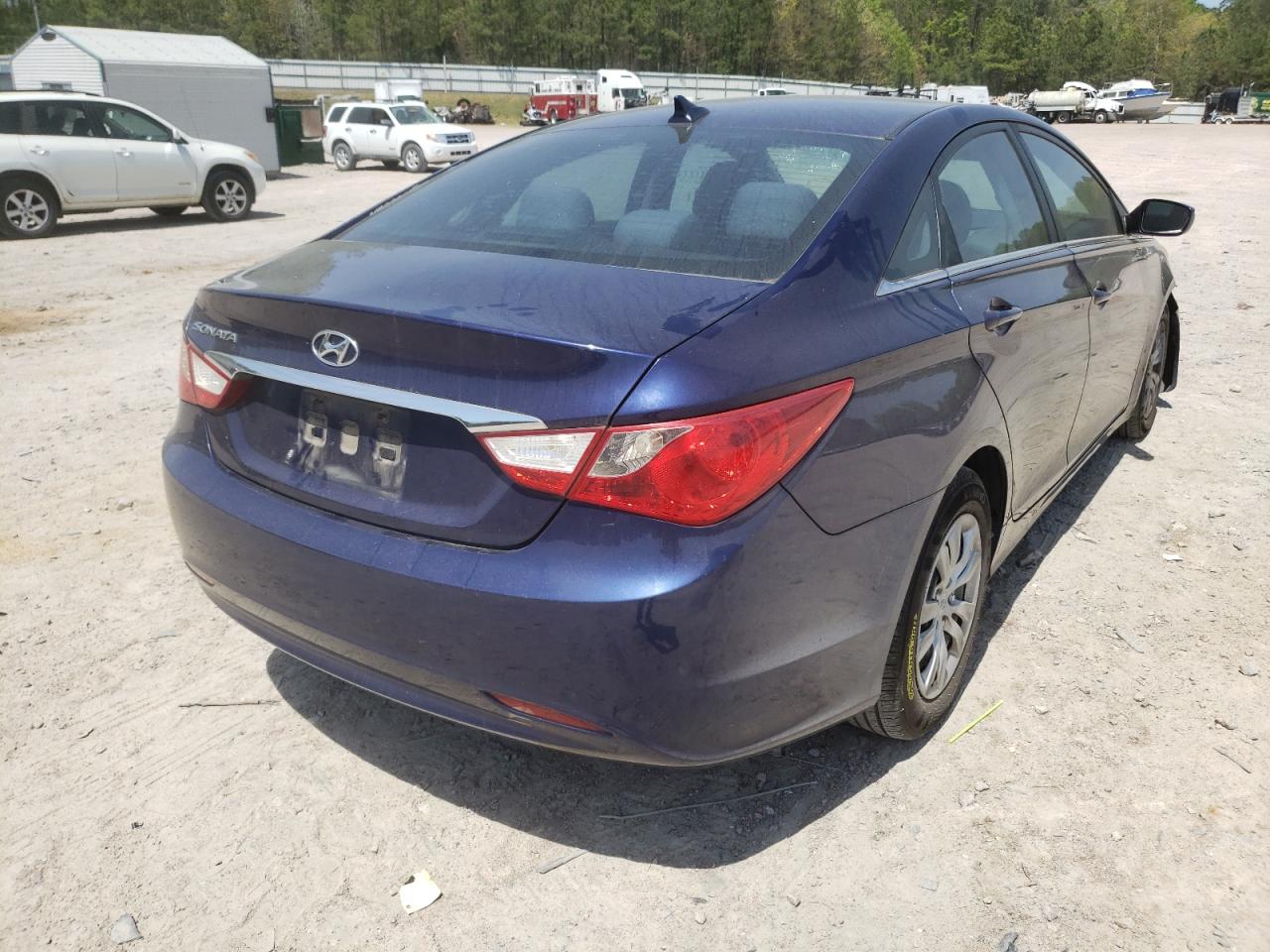 Photo 4 from auction – 2011 HYUNDAI SONATA GLS with VIN 5NPEB4AC4BH057839