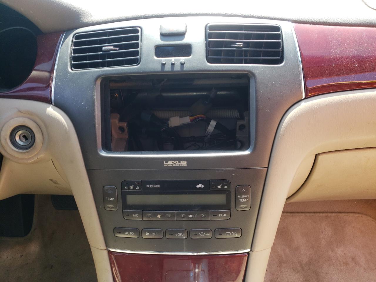 Photo 9 from auction – 2003 LEXUS ES 300 with VIN JTHBF30G130103629