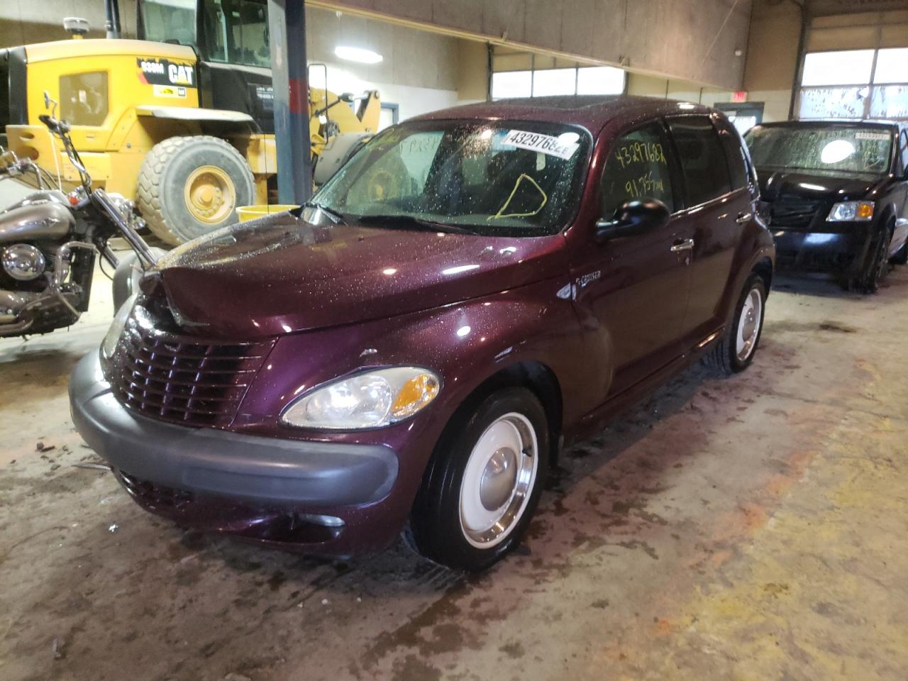 Photo 2 from auction – 2001 CHRYSLER PT CRUISER with VIN 3C8FY4BB91T598312