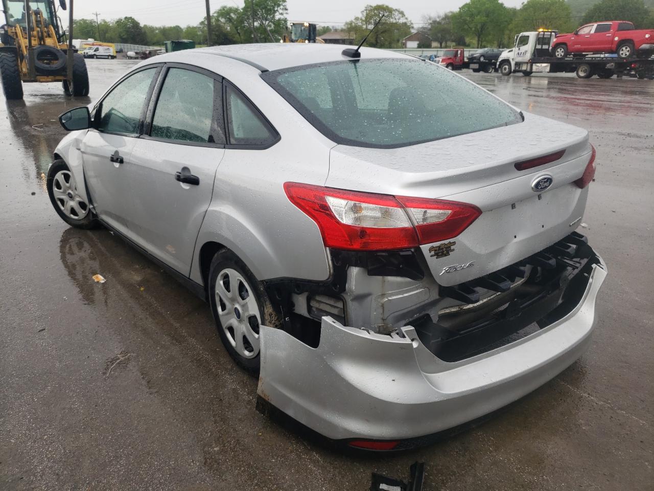 Photo 3 from auction – 2014 FORD FOCUS S with VIN 1FADP3E25EL419479