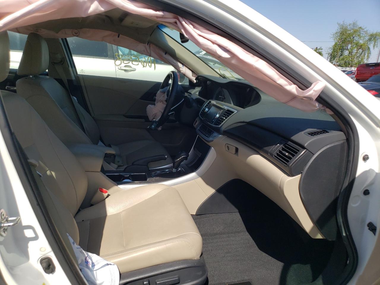 Photo 5 from auction – 2013 HONDA ACCORD EXL with VIN 1HGCR2F83DA049030