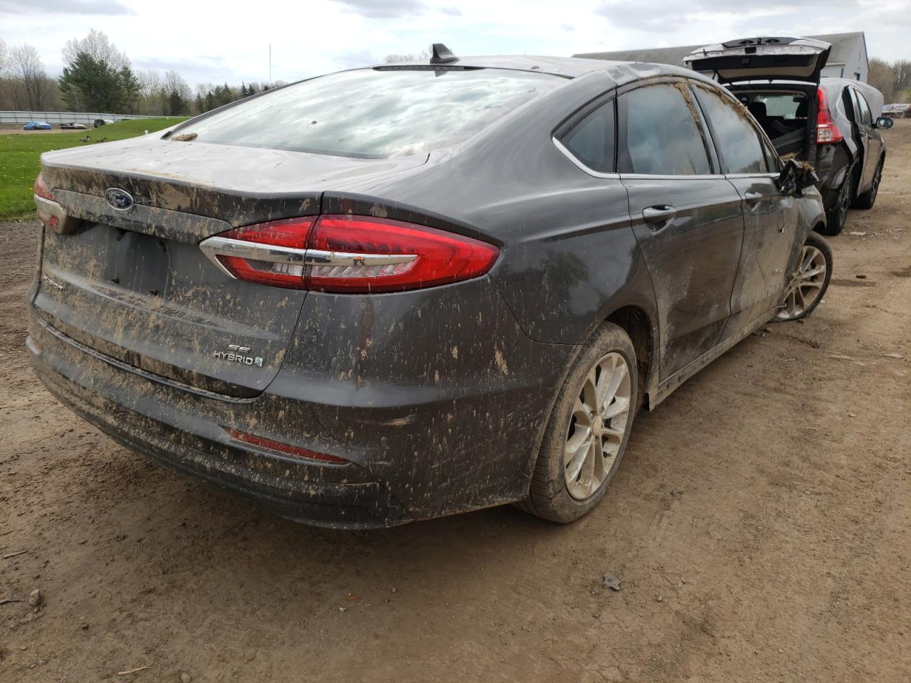 Photo 4 from auction – 2019 FORD FUSION SE with VIN 3FA6P0LU9KR240337