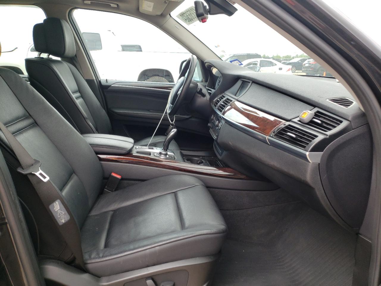Photo 5 from auction – 2011 BMW X5 XDRIVE3 with VIN 5UXZV4C56BL408896