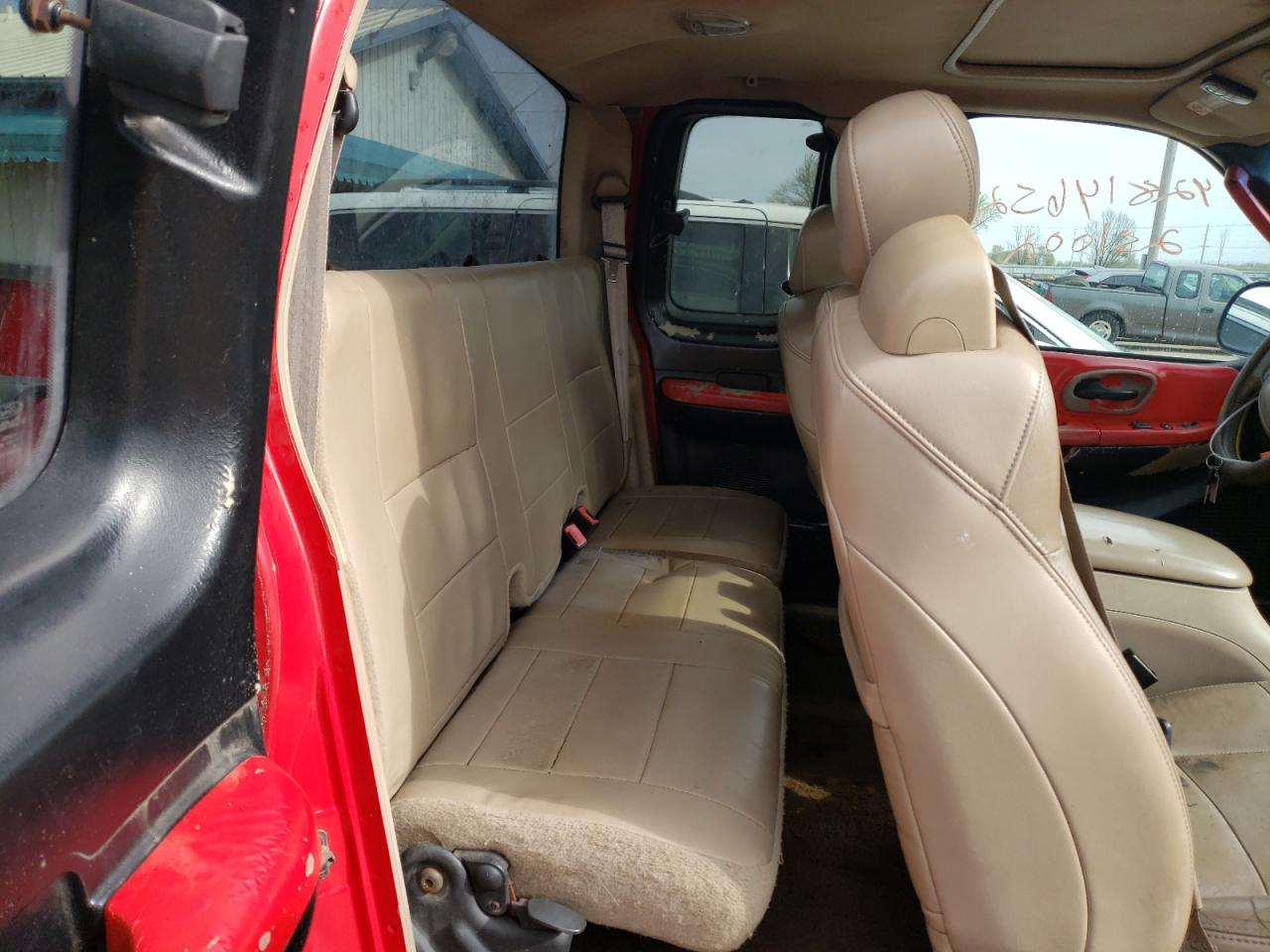 Photo 6 from auction – 2003 FORD F150 with VIN 2FTRX08L23CA74714