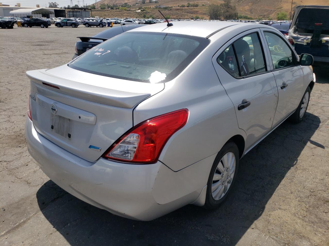 Photo 4 from auction – 2014 NISSAN VERSA S with VIN 3N1CN7APXEL828704