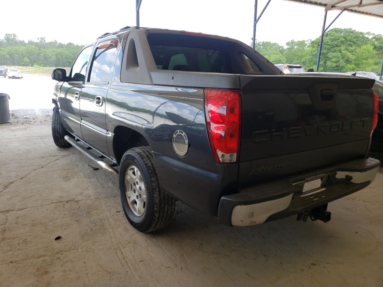 Photo 3 from auction – 2005 CHEVROLET AVALANCHE with VIN 3GNEC12Z15G280147