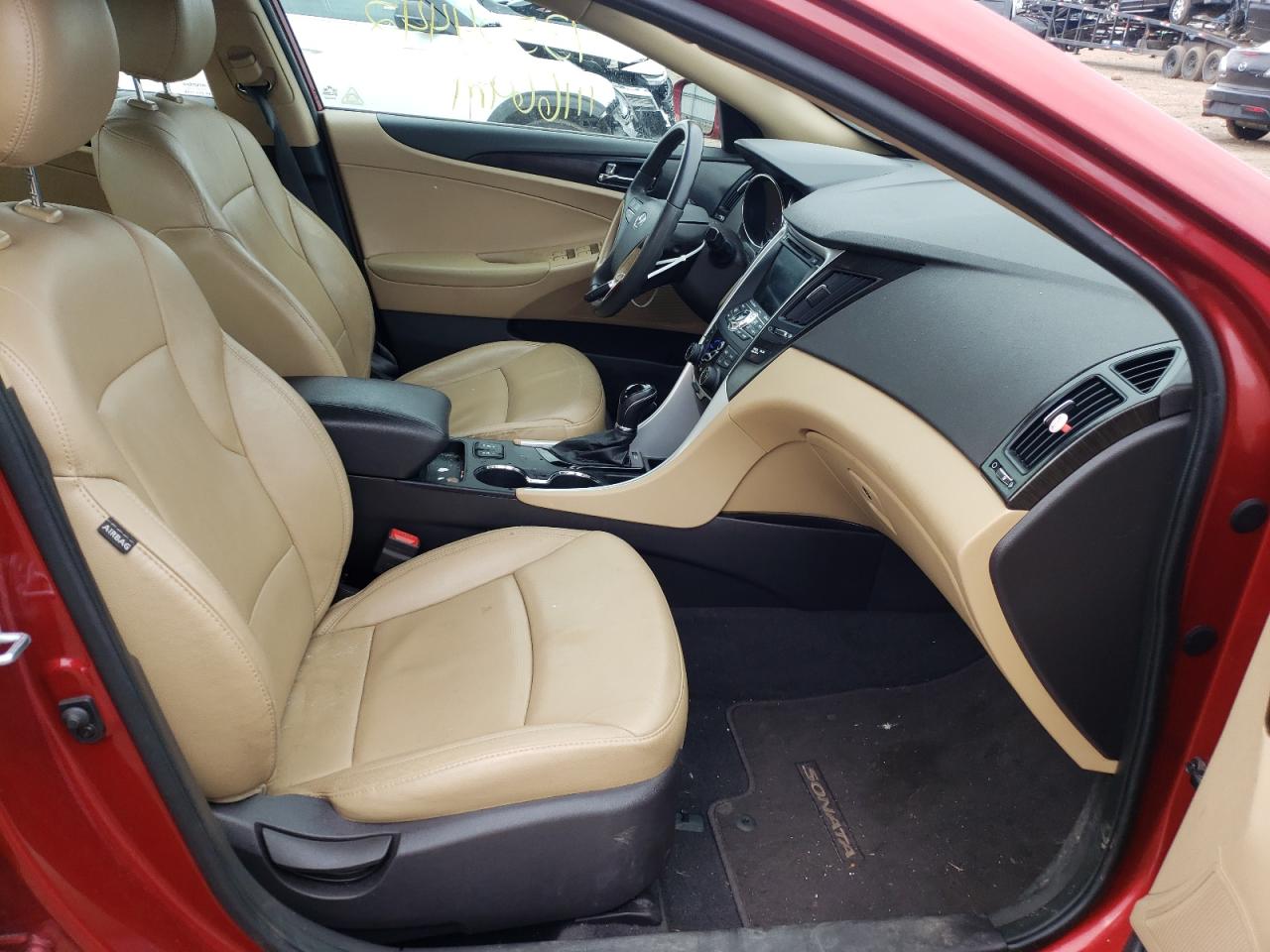 Photo 5 from auction – 2013 HYUNDAI SONATA SE with VIN 5NPEC4AC8DH649700